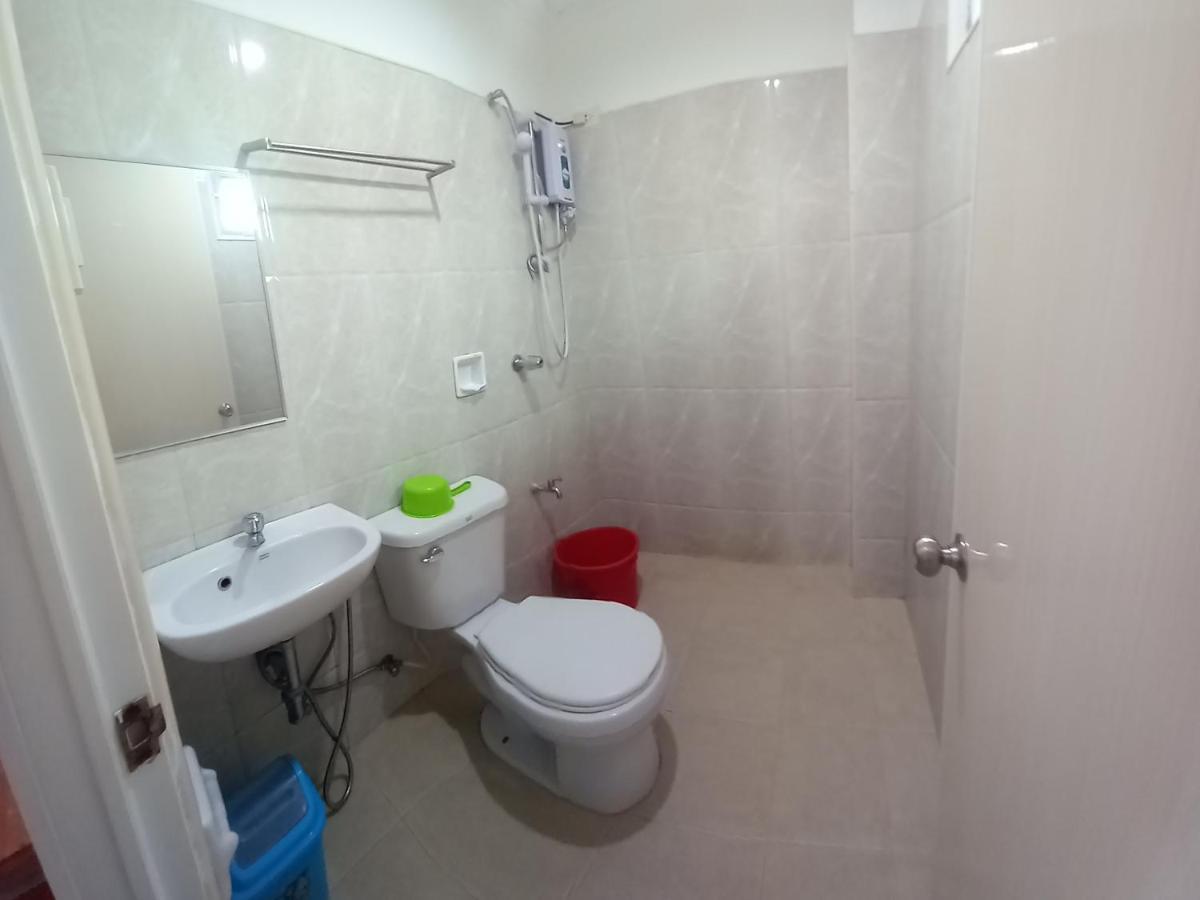 Alinchlo Hotel Легазпи Екстериор снимка