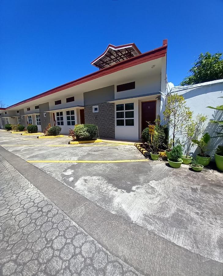 Alinchlo Hotel Легазпи Екстериор снимка